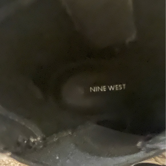 Nine West Womens Quies Chelsea Heeled Booties 👢 - Picture 5 of 15